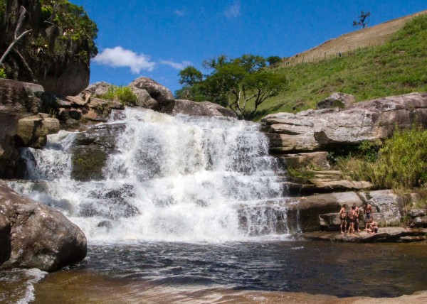 DOIS BICOS E CACHOEIRA DOS FRADES